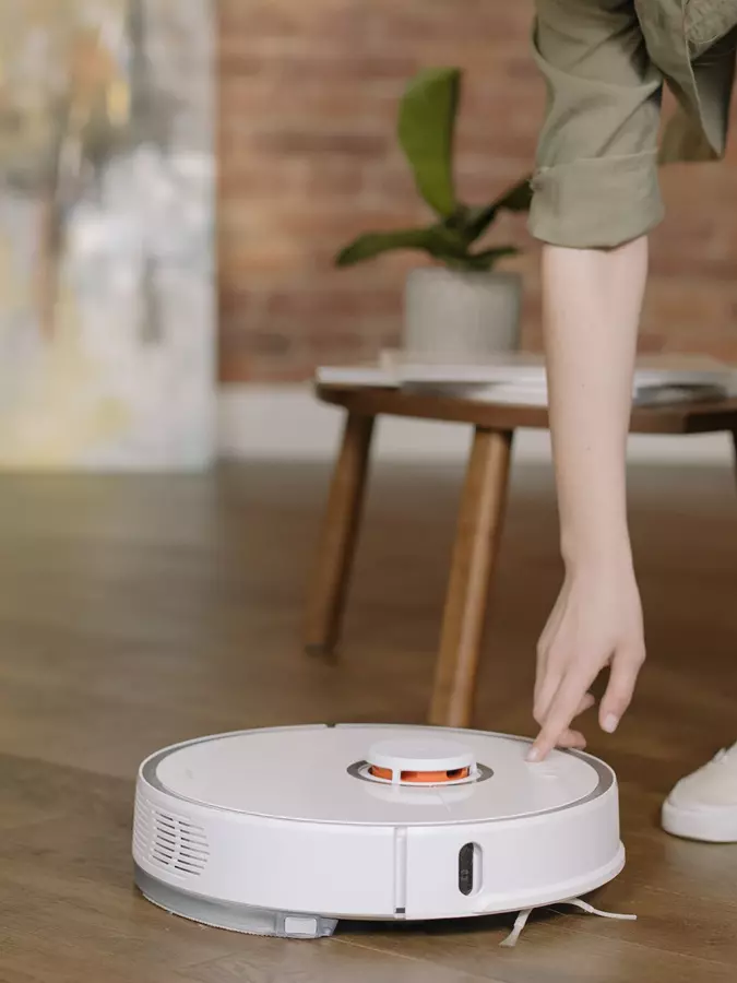 Ecovacs deebot t9+ - inteligentny odkurzacz z technologią przeszkód